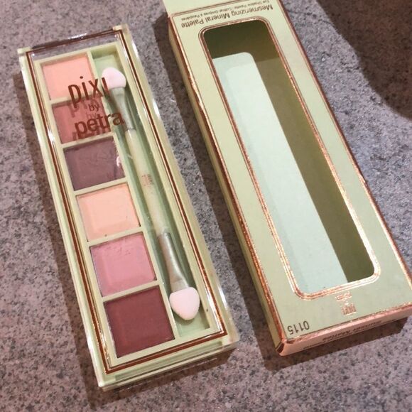NIB Pixi by Petra Sunset mats Eyeshadow palette - Picture 6 of 6